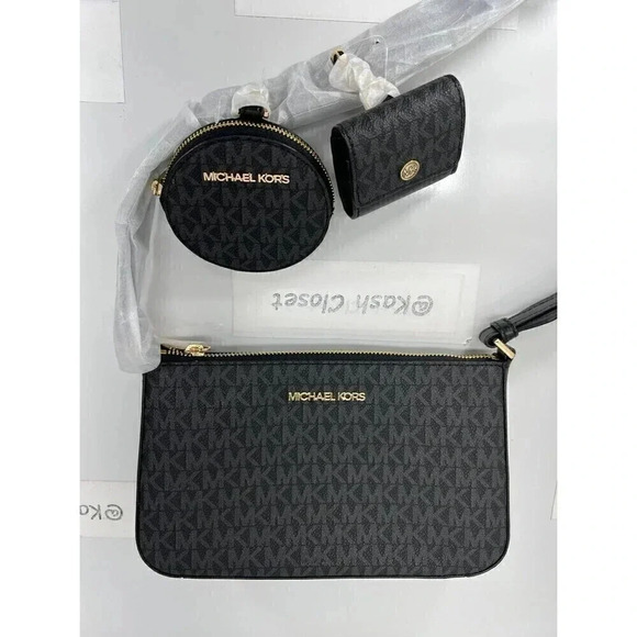 Michael Kors Handbags - Michael Kors Jet Set Travel Tech Attached Crossbody Bag - Black